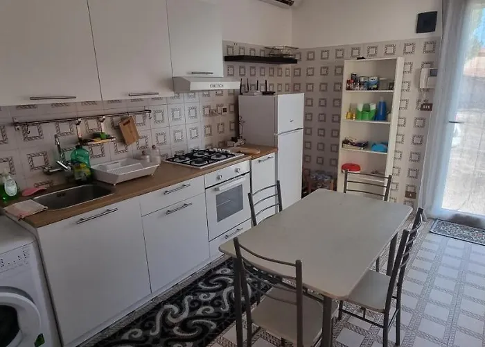 Ecnomo بيت للعطل